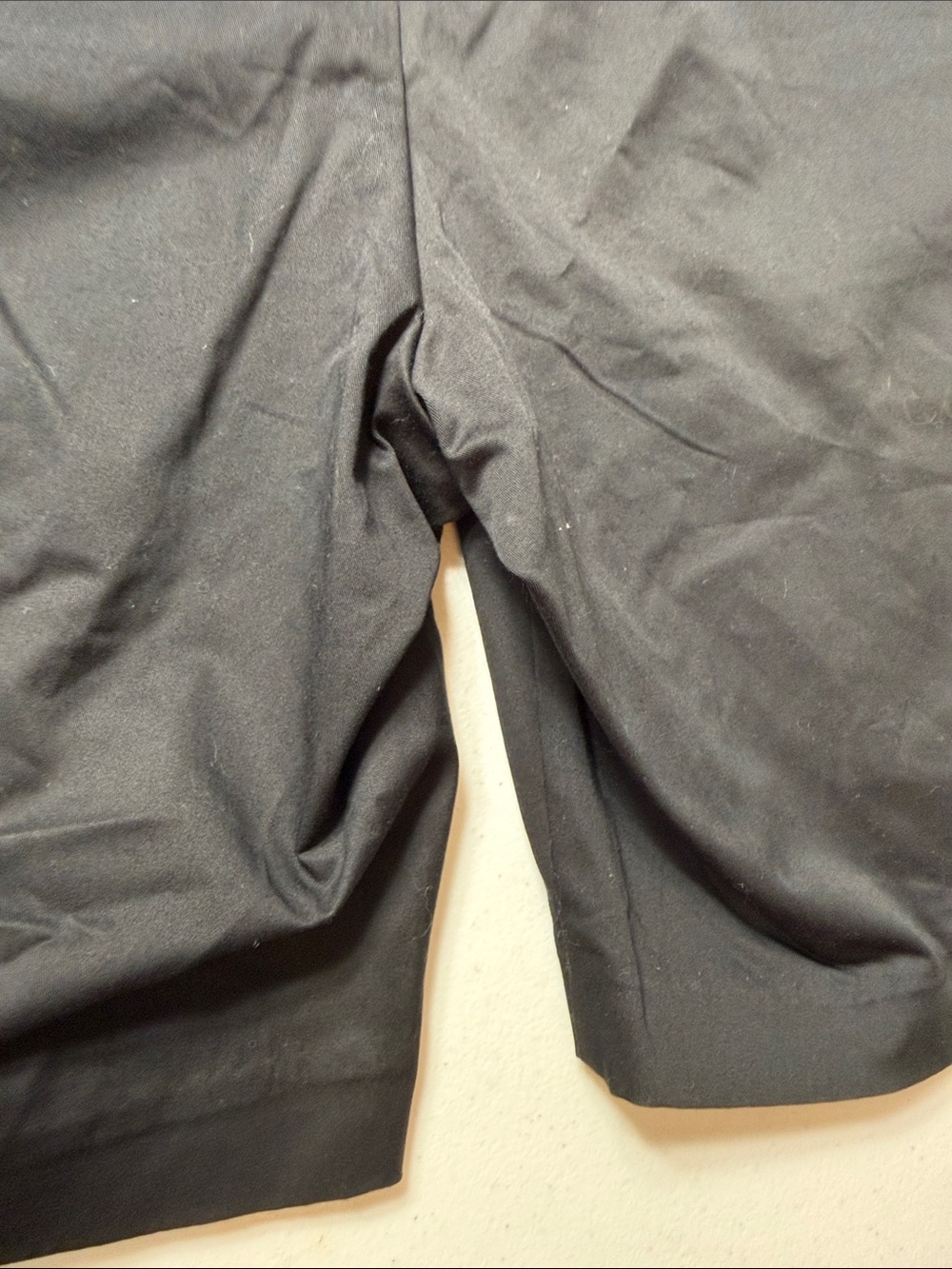 H&M Men's Dark Gray Flat-Front Casual Shorts - Picture 5 of 8